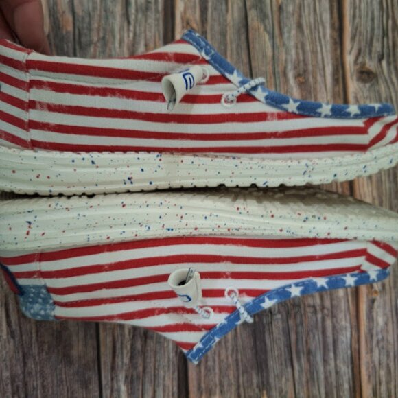 Hey Dude's Slides American Flag design Women's size 9 mens size 7 - Picture 4 of 6